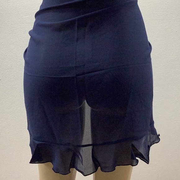 Zuliana lettuce trim beach cover up/sarong. Made in USA. New With Tags - Picture 4 of 4